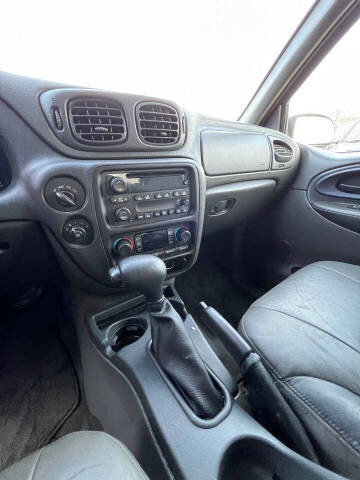 2004 Chevrolet TrailBlazer LT