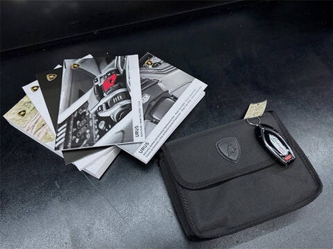 2022 Lamborghini Urus