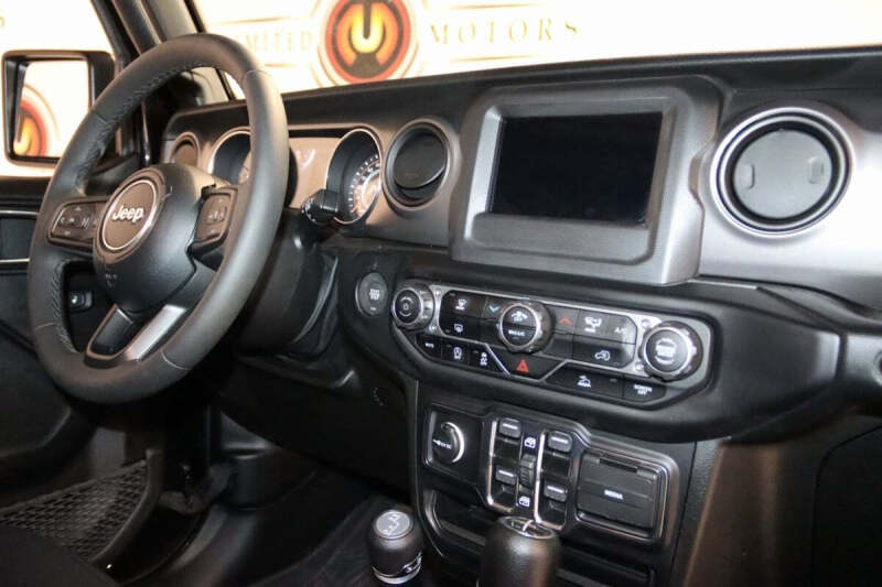 2023 Jeep Gladiator Sport S