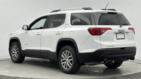 2017 GMC Acadia SLE-2