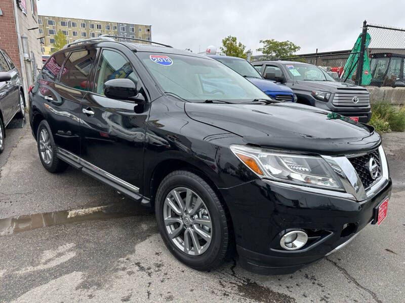 2013 Nissan Pathfinder for sale at Carlider USA in Everett MA