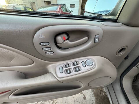 2002 Pontiac Bonneville SSEi