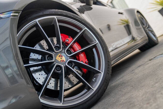2021 Porsche 911 4