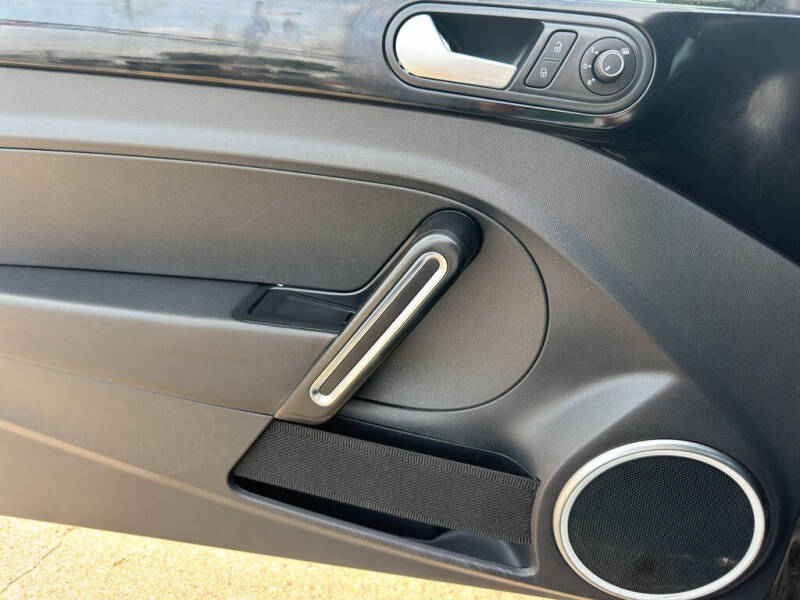 2016 Volkswagen Beetle 1.8T SE