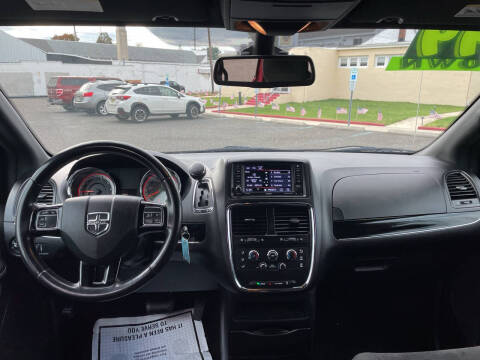 2019 Dodge Grand Caravan SE Plus