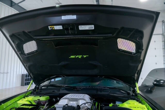 2015 Dodge Challenger SRT Hellcat