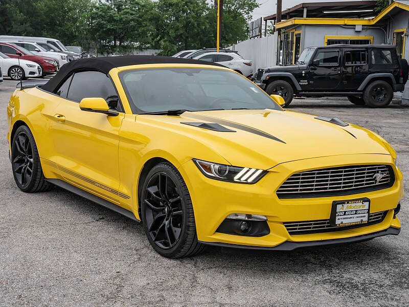 2017 Ford Mustang EcoBoost Premium