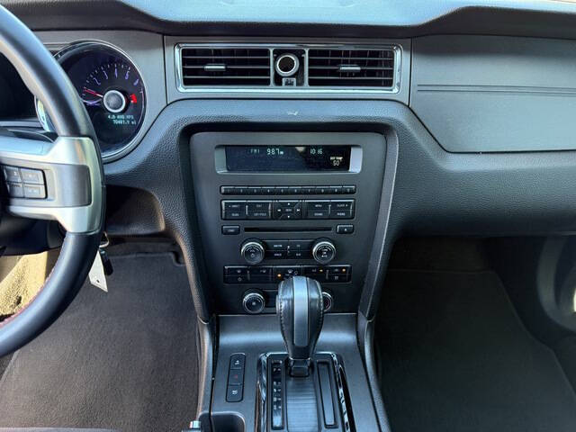 2014 Ford Mustang V6