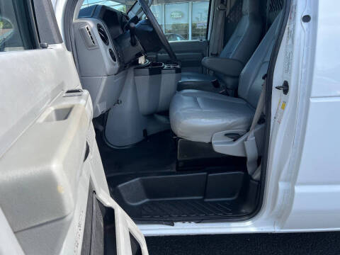 2014 Ford E-Series E-150