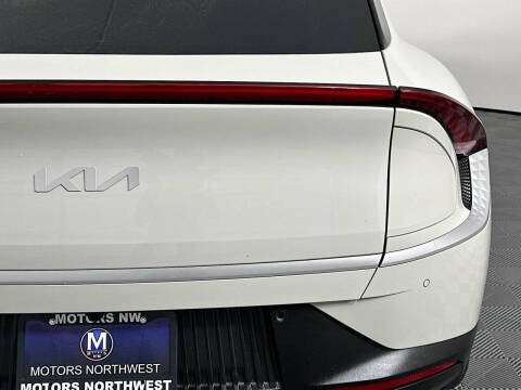 2024 Kia EV6 Light
