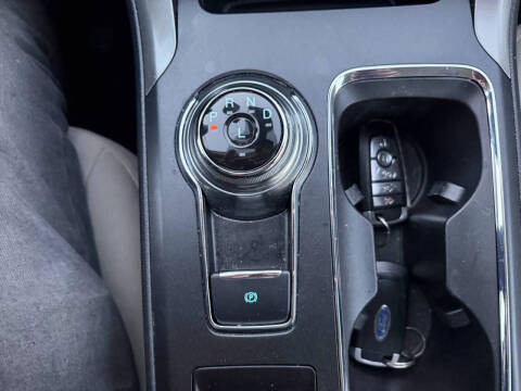 2020 Ford Fusion Hybrid SE