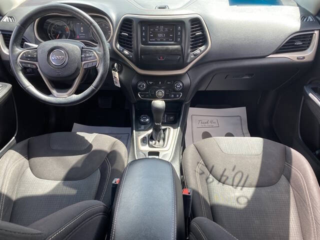 2016 Jeep Cherokee