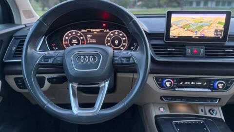 2019 Audi Q5 quattro Premium Plus 45 TFSI
