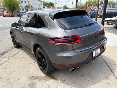 2015 Porsche Macan S