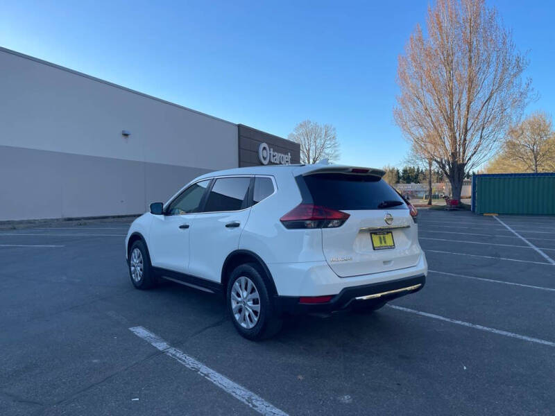 2020 Nissan Rogue S