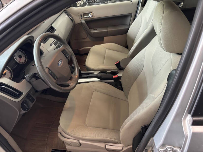 2008 Ford Focus SES