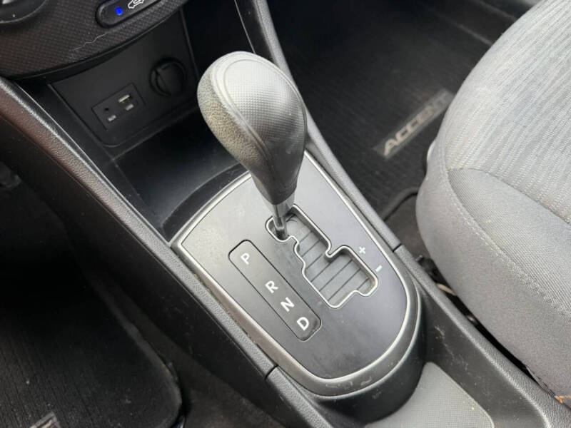 2017 Hyundai Accent