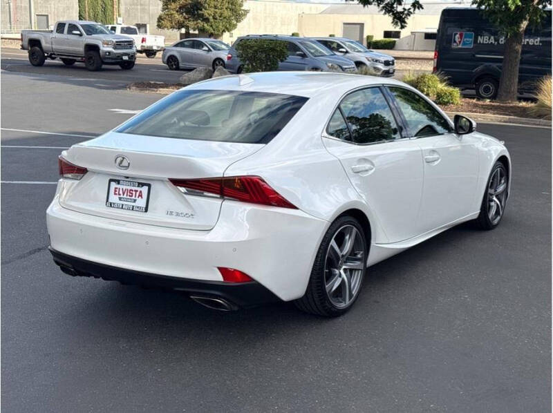 2017 Lexus IS 200t