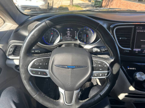 2021 Chrysler Pacifica Touring L