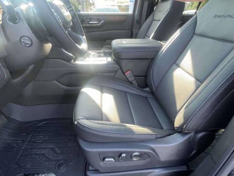 2025 GMC Yukon Denali