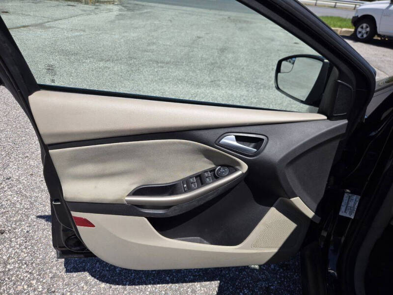 2012 Ford Focus SEL