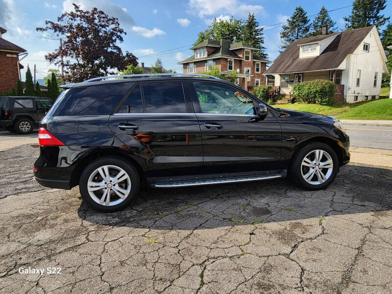 2014 Mercedes-Benz M-Class ML350 photo 3