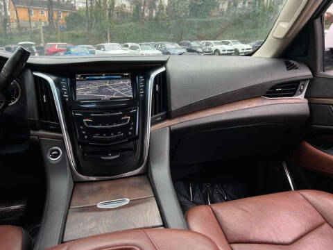 2017 Cadillac Escalade Premium Luxury