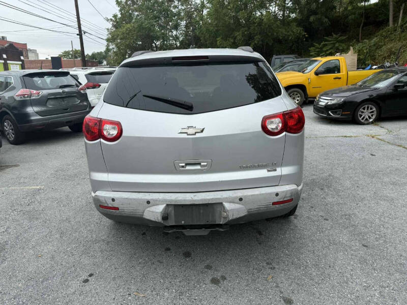 2010 Chevrolet Traverse LT