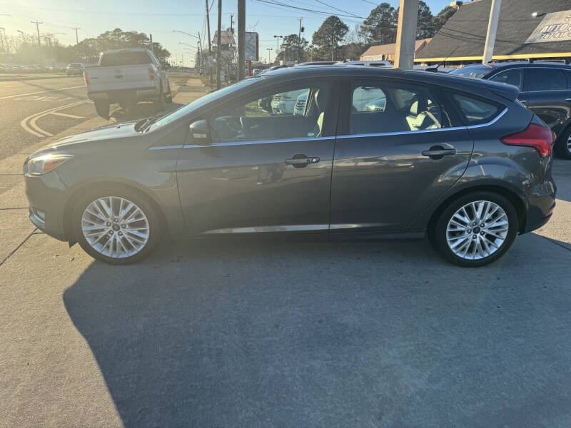 Used 2017 Ford Focus Titanium with VIN 1FADP3N2XHL327577 for sale in Norfolk, VA