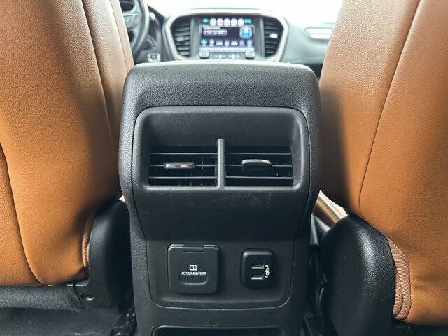 2017 GMC Acadia SLT-1