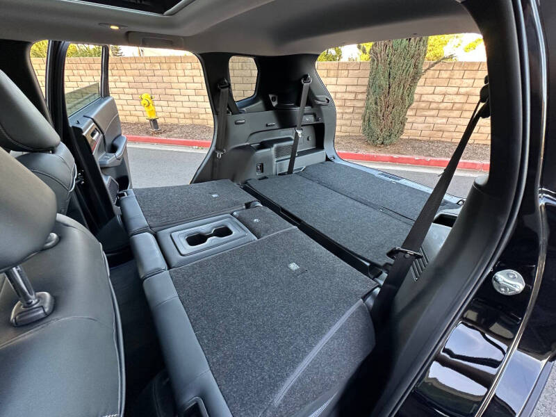 2023 Mitsubishi Outlander PHEV SE