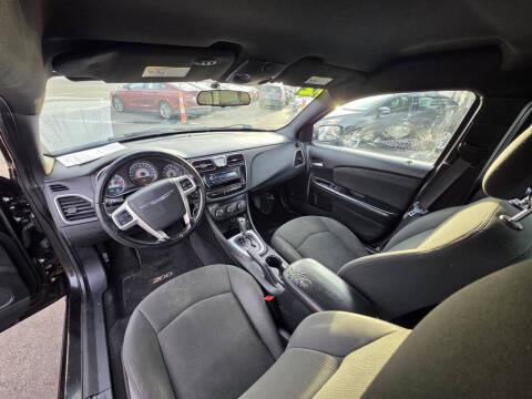 2012 Chrysler 200 Touring