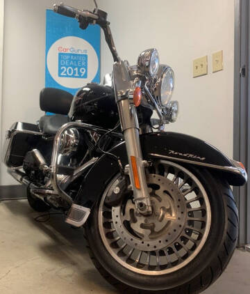 2011 Harley-Davidson FLHR Road King for sale at PRIUS PLANET in Laguna Hills CA