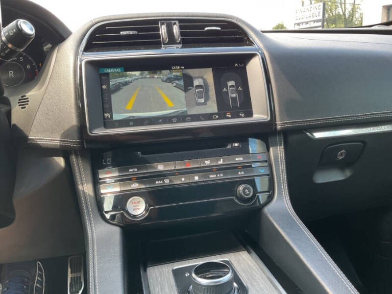 2019 Jaguar F-PACE S