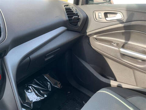 2017 Ford C-MAX Energi SE