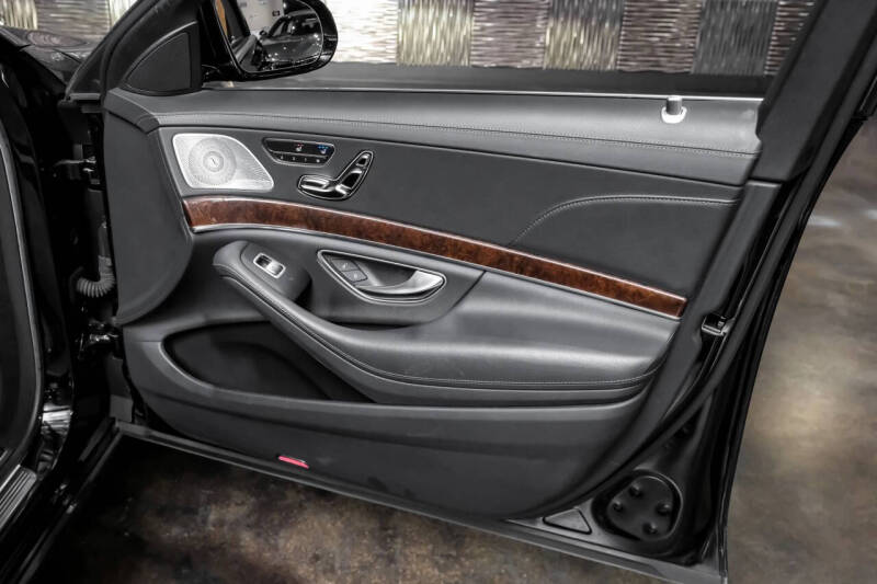 2014 Mercedes-Benz S-Class S 550