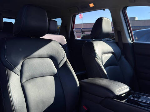 2023 Nissan Pathfinder SL