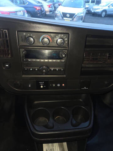 2018 Chevrolet Express 2500