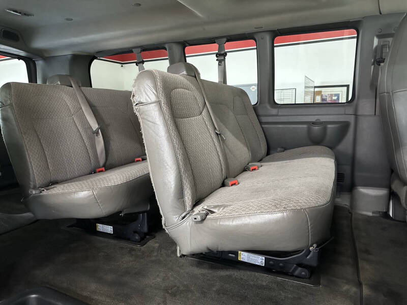 2017 Chevrolet Express LS 2500