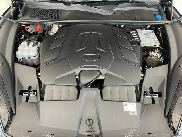 2024 Porsche Cayenne