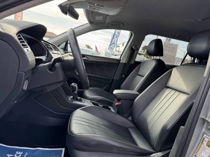 2022 Volkswagen Tiguan SE