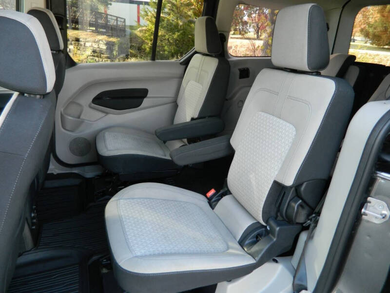 2022 Ford Transit Connect XLT