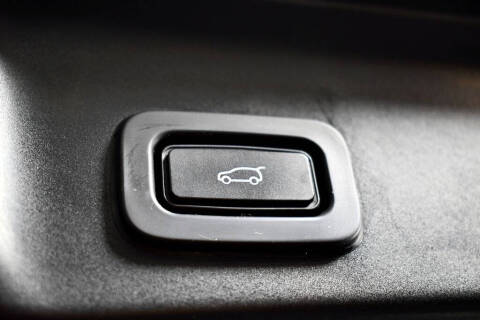 2020 Land Rover Range Rover Evoque SE