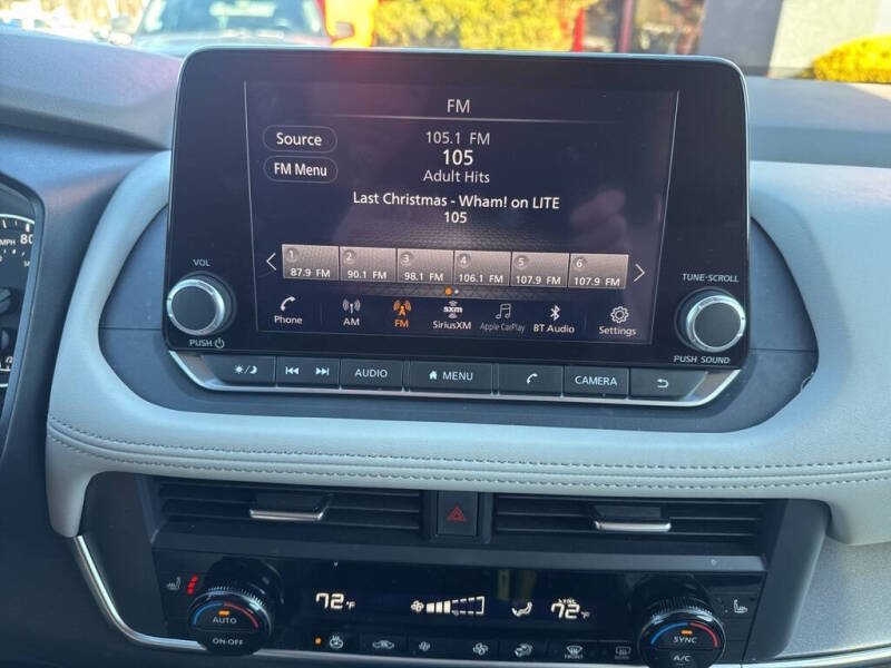 2025 Nissan Rogue SV