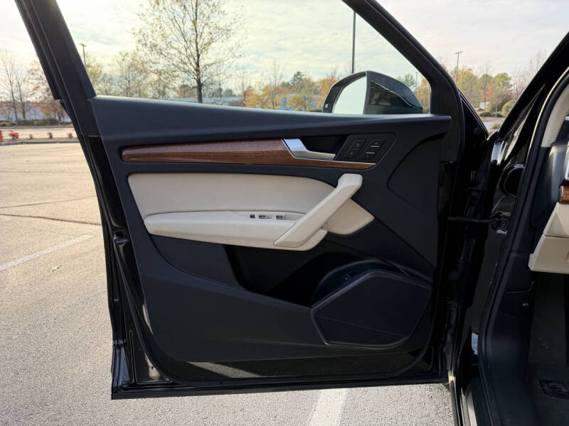 2021 Audi Q5 quattro Premium 45 TFSI