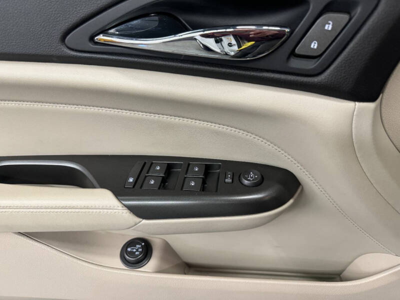 2012 Cadillac SRX Luxury Collection