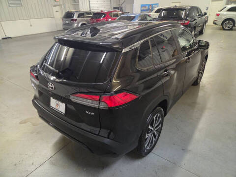 2024 Toyota Corolla Cross XLE