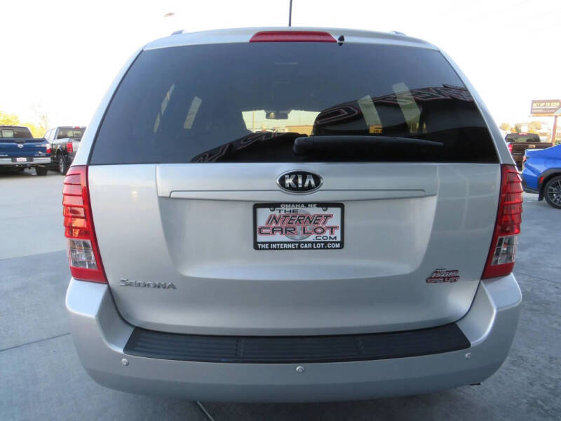 2014 Kia Sedona LX