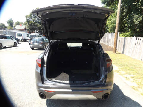 2023 Alfa Romeo Stelvio Ti