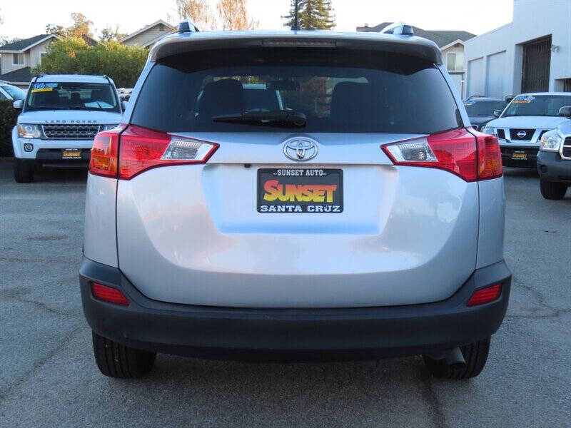 2015 Toyota RAV4 LE